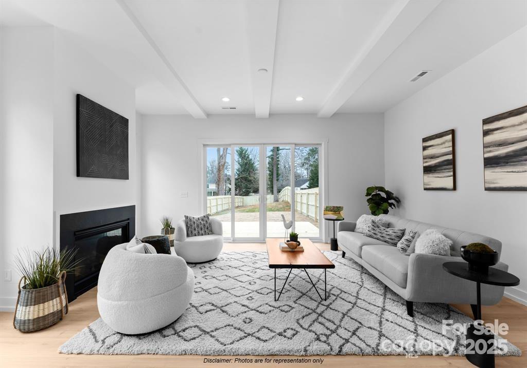 2025 Mandarin Boulevard