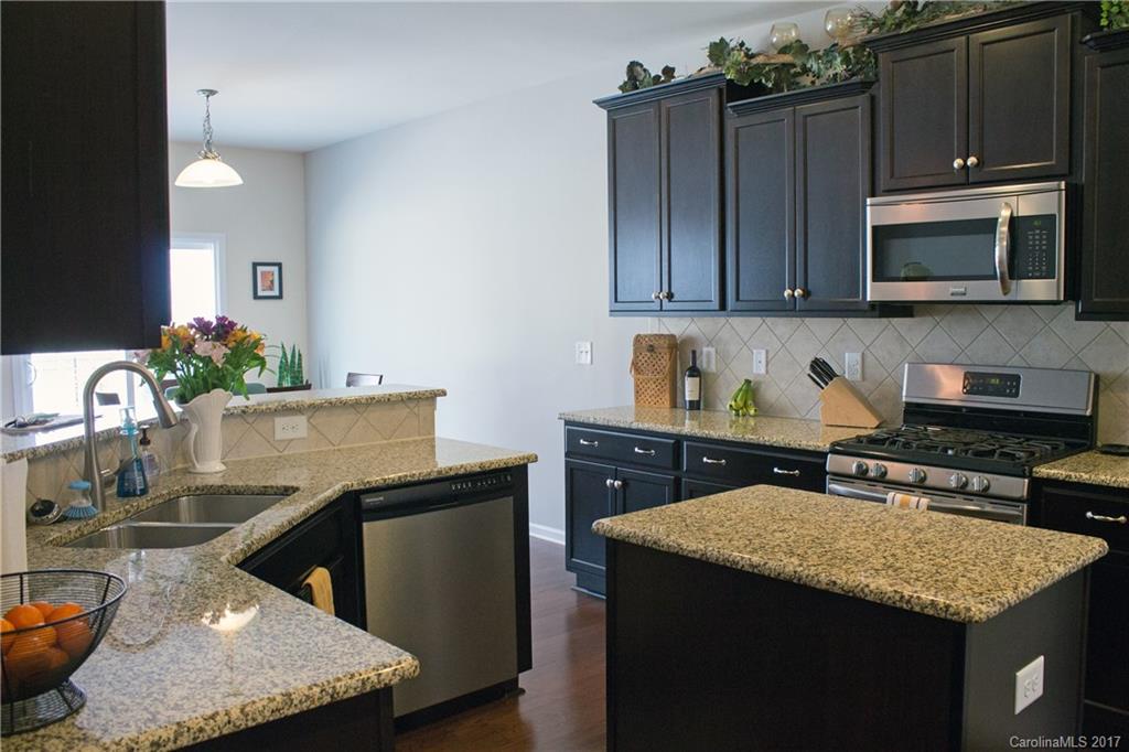 Waterford on the Rocky River - Residential