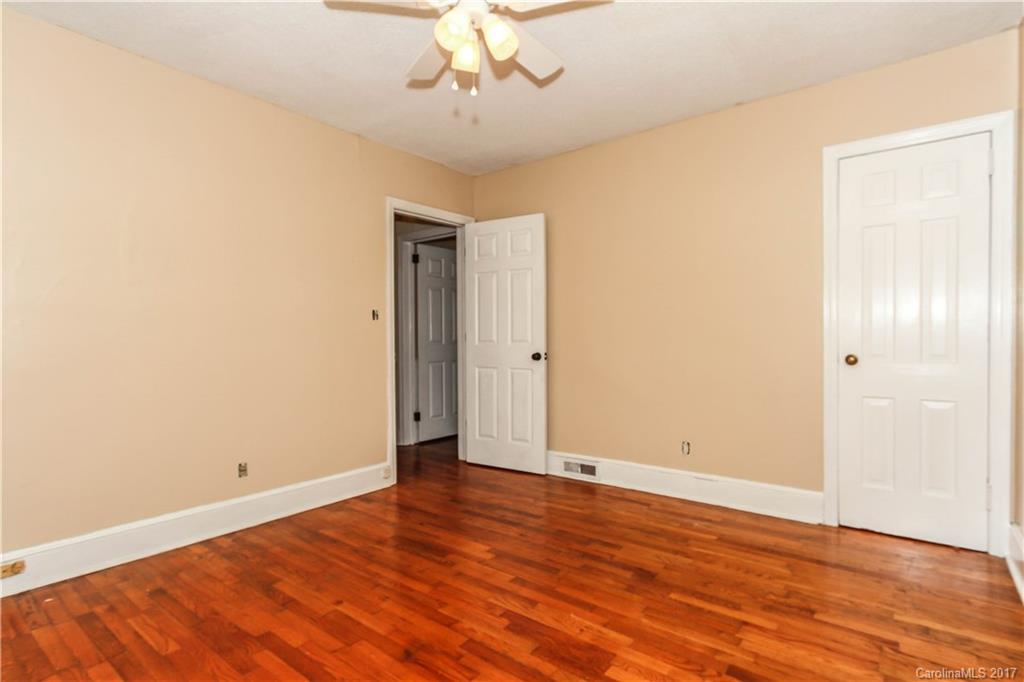 Royal Oaks - Residential