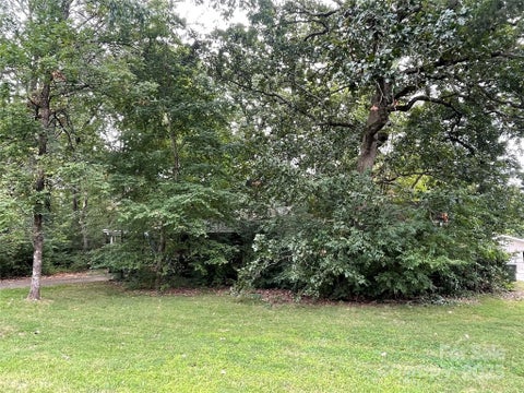 Photo for 441 Kingfield Drive SW