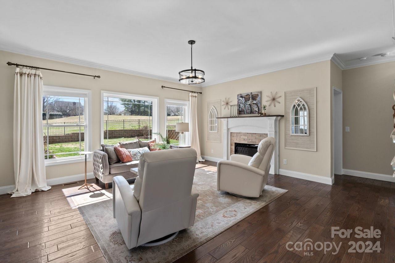 Lakeshore Estates - Residential