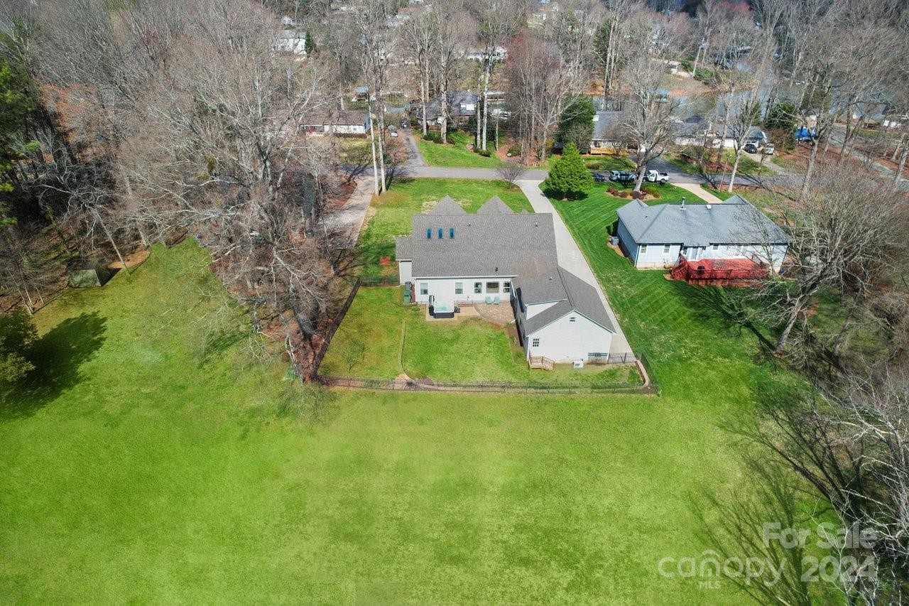 Lakeshore Estates - Residential