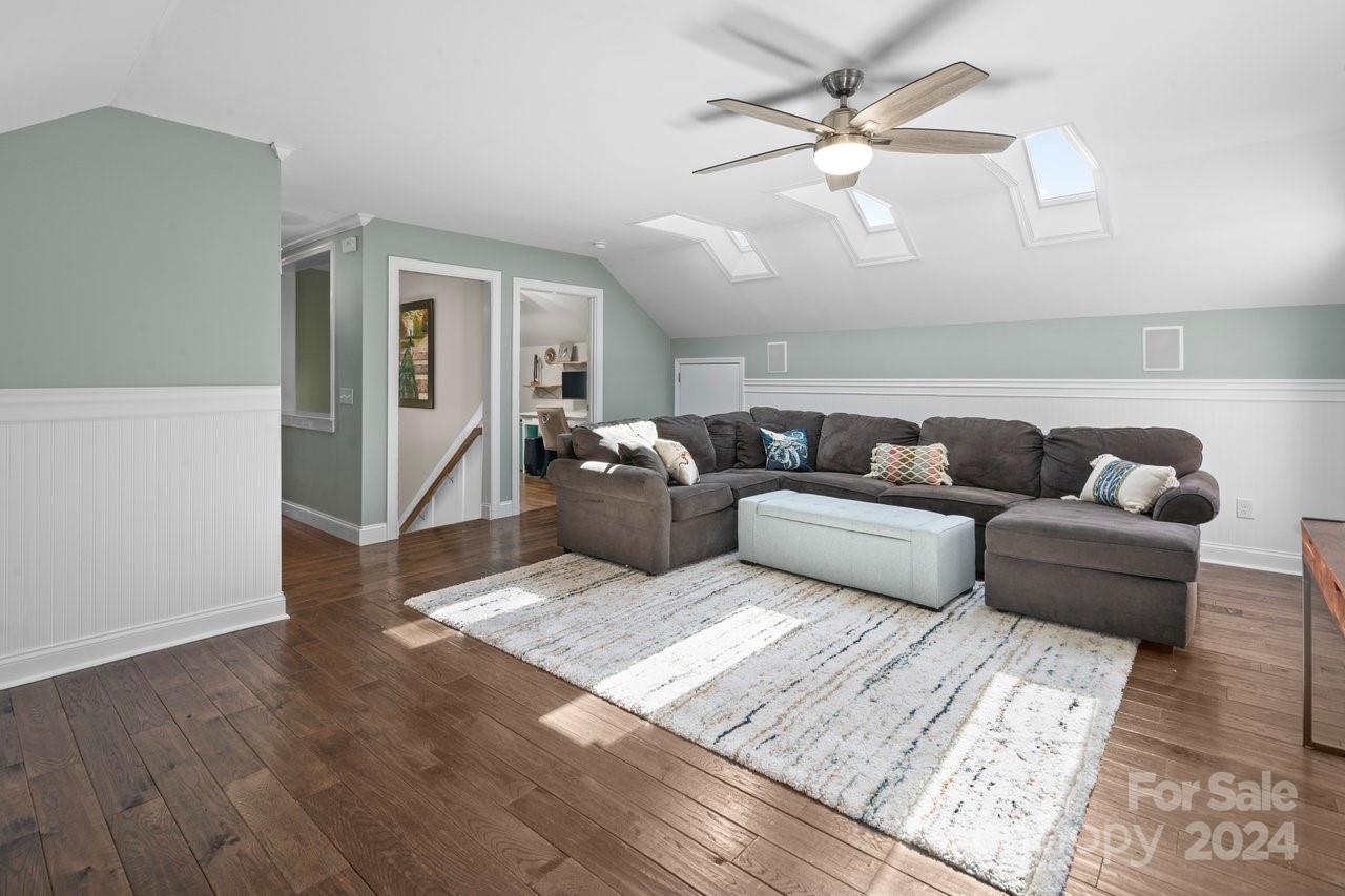 Lakeshore Estates - Residential