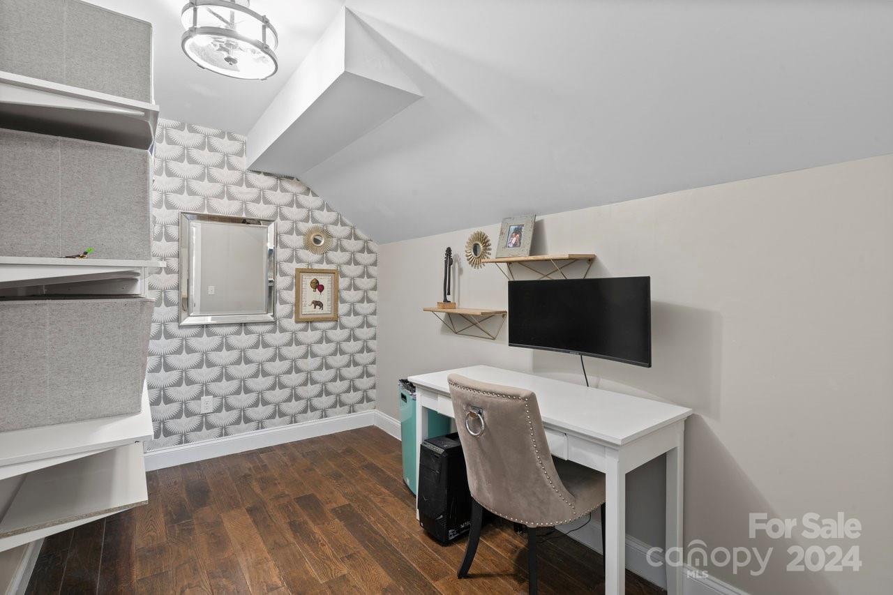 Lakeshore Estates - Residential