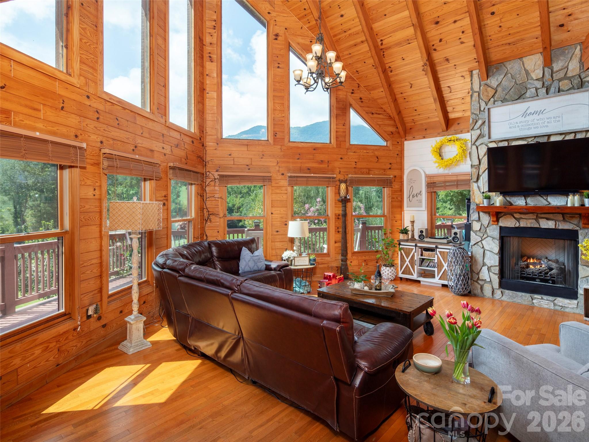Cobblers Knob - Residential