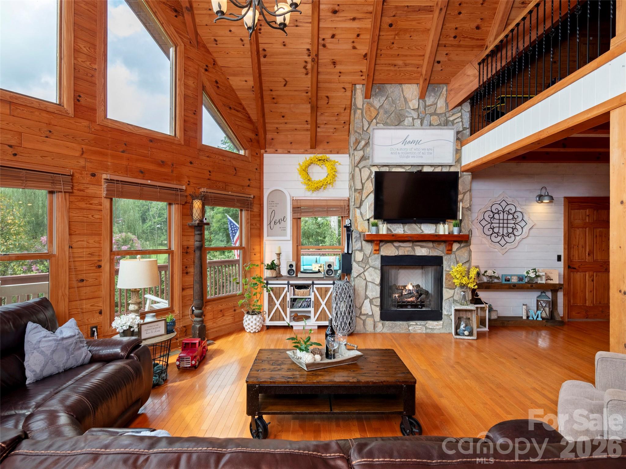 Cobblers Knob - Residential