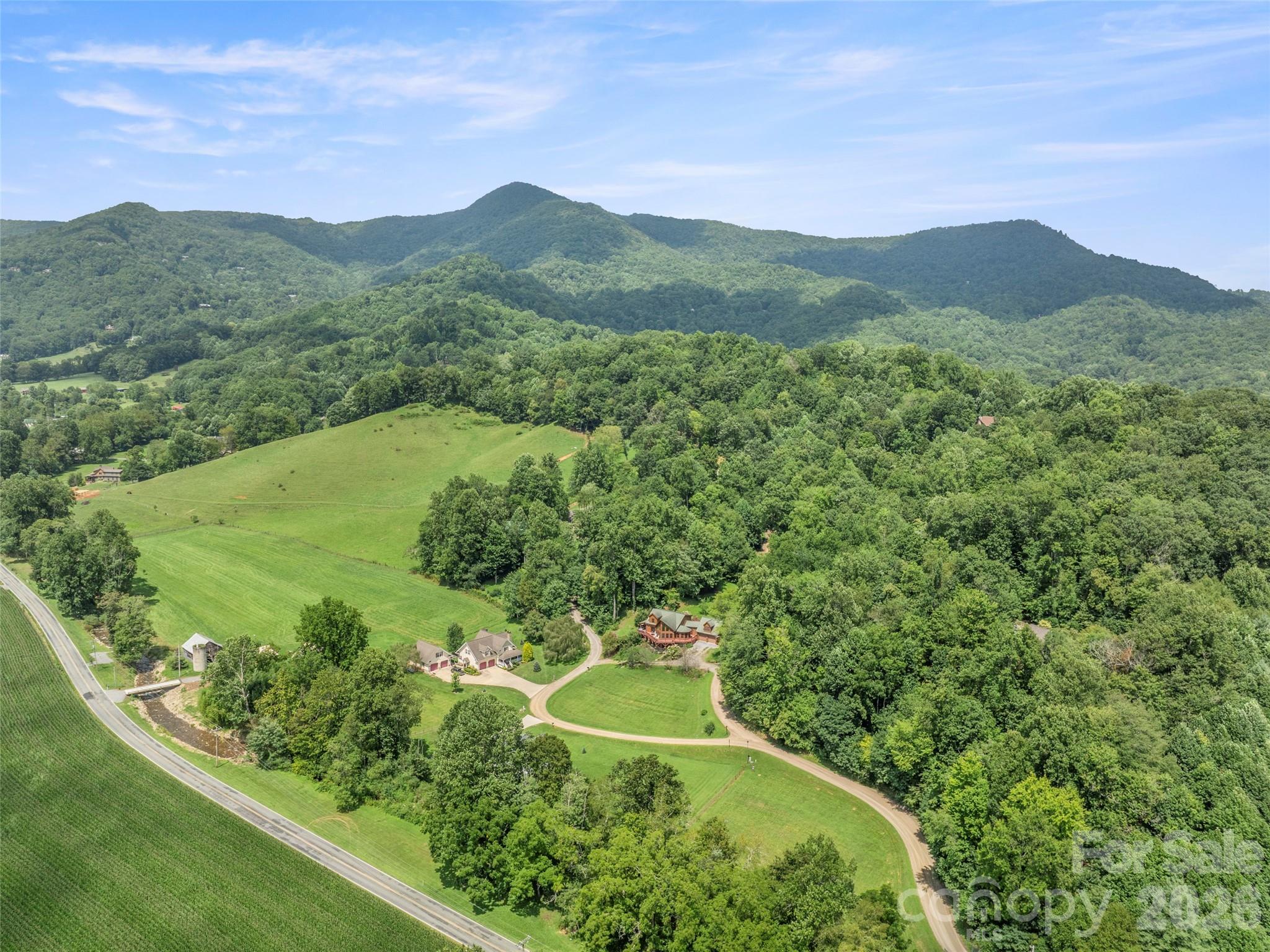 Cobblers Knob - Residential