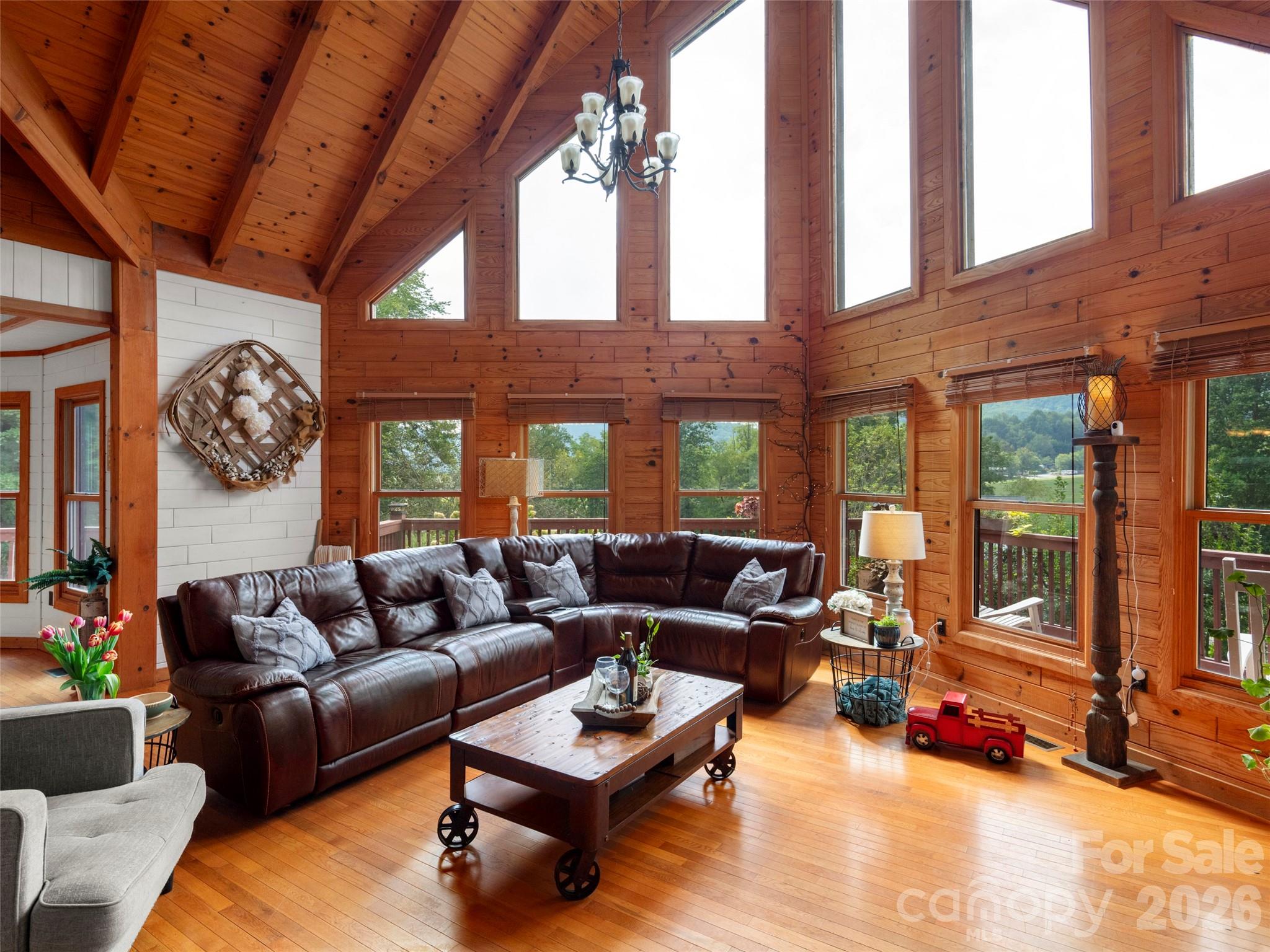 Cobblers Knob - Residential