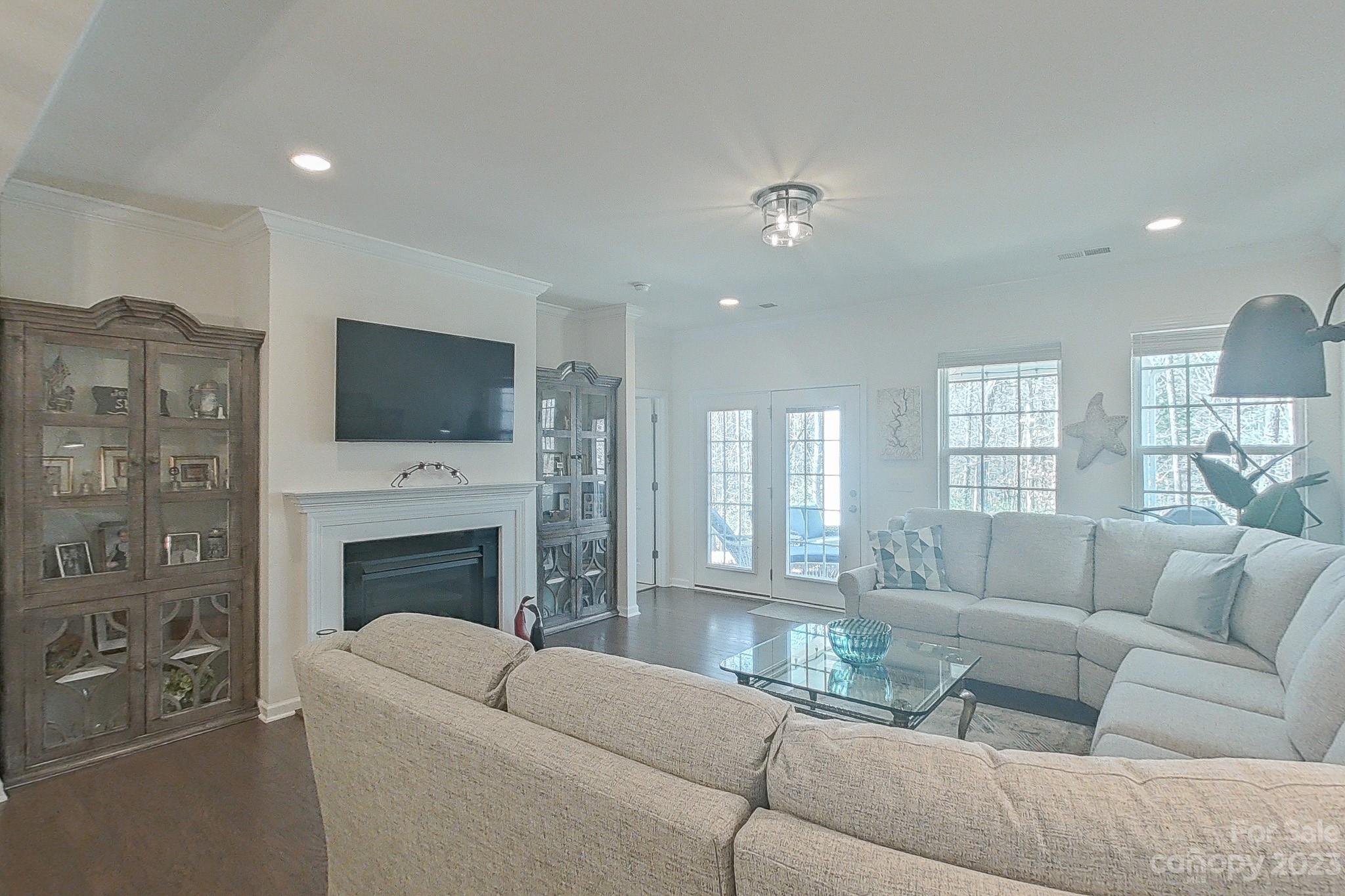 The Conservancy at McLean - Residential