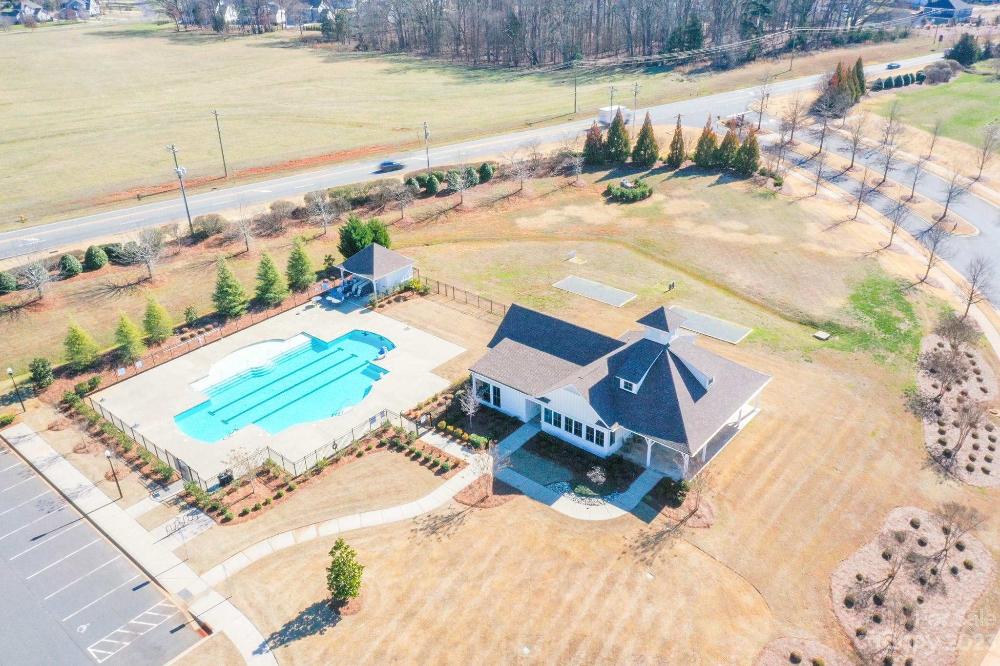 The Conservancy at McLean - Residential