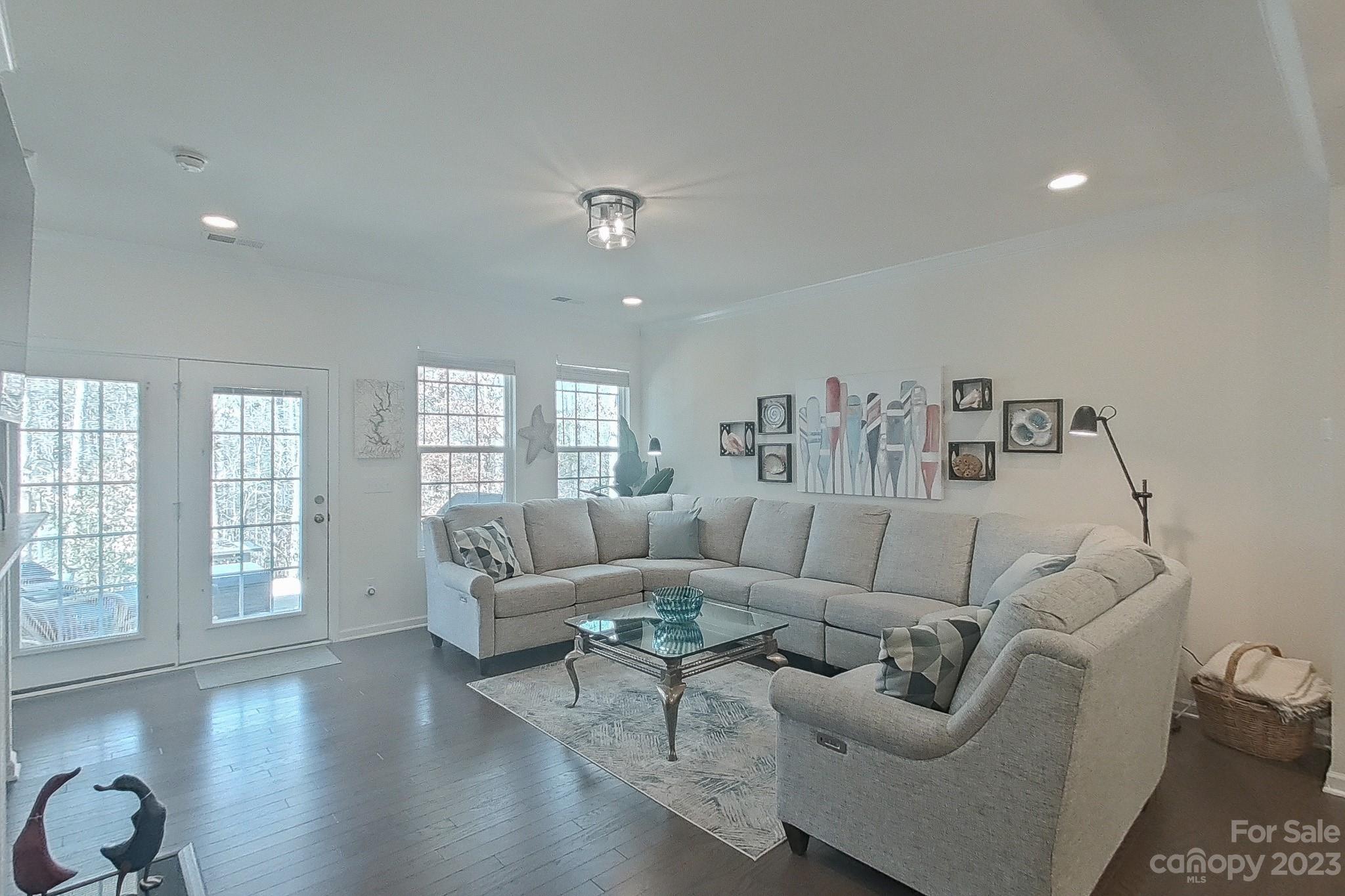 The Conservancy at McLean - Residential