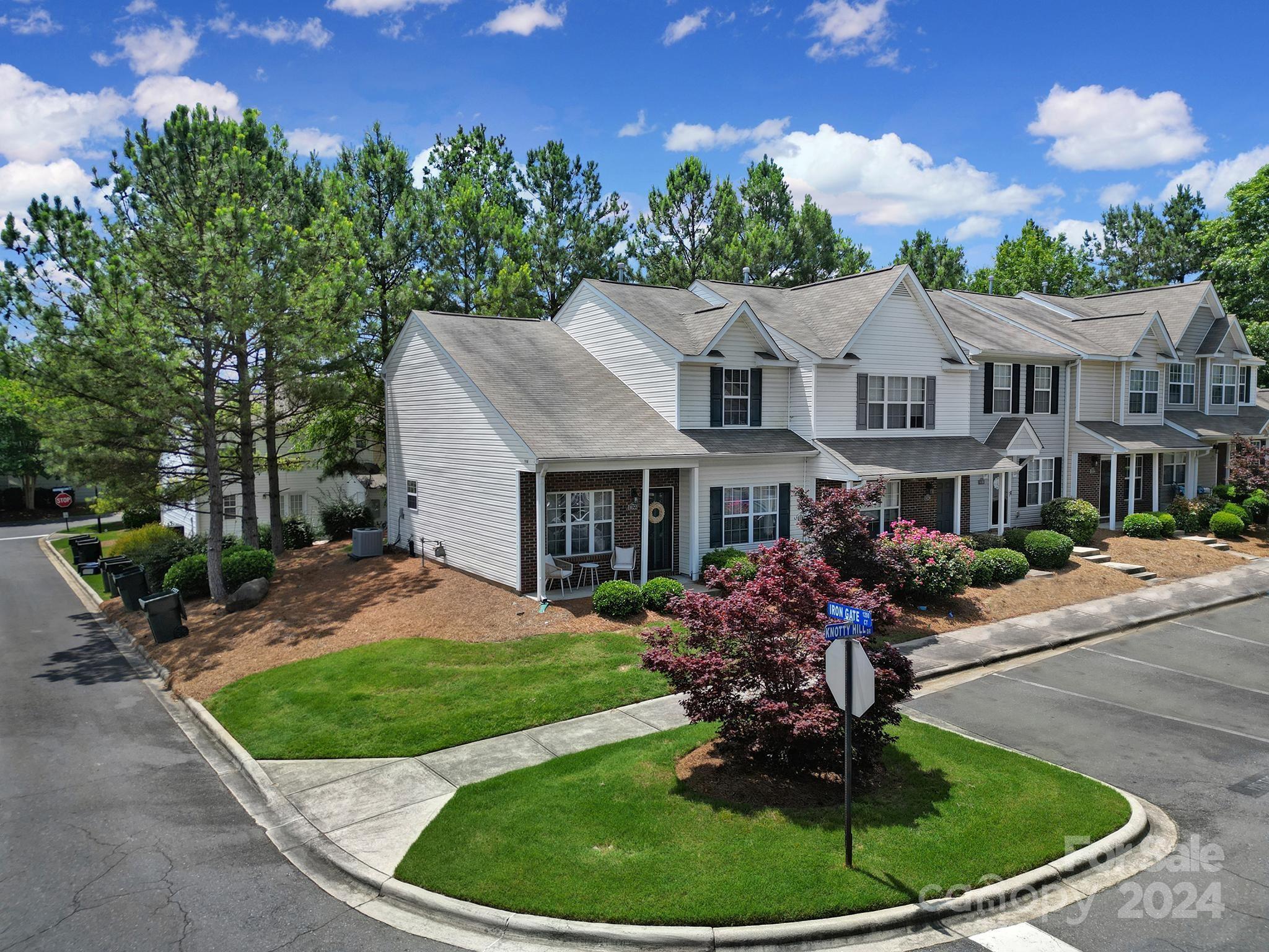 Lexington Commons - Residential