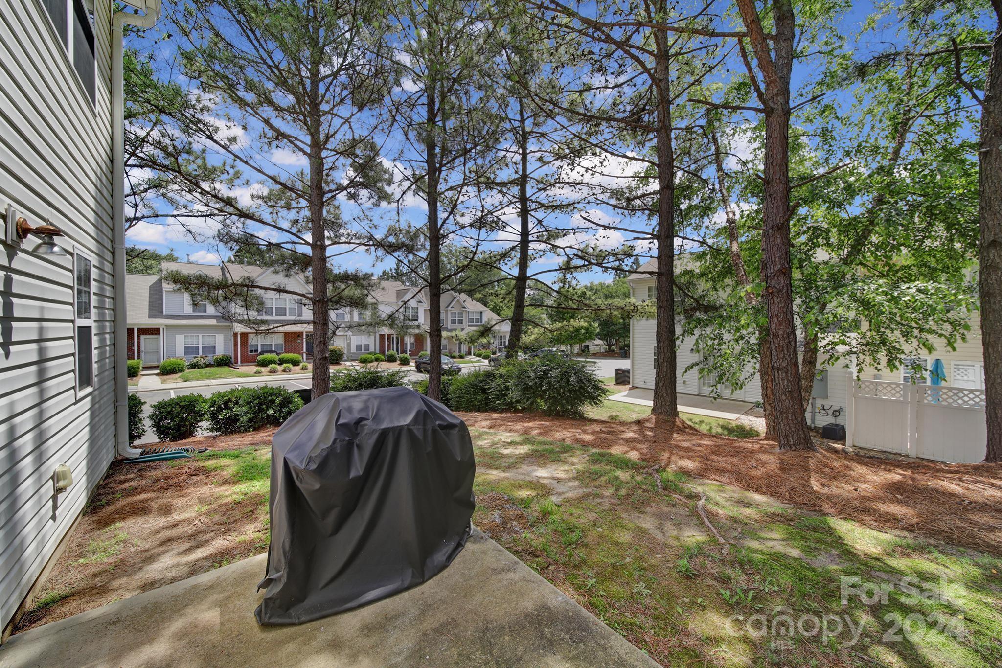 Lexington Commons - Residential