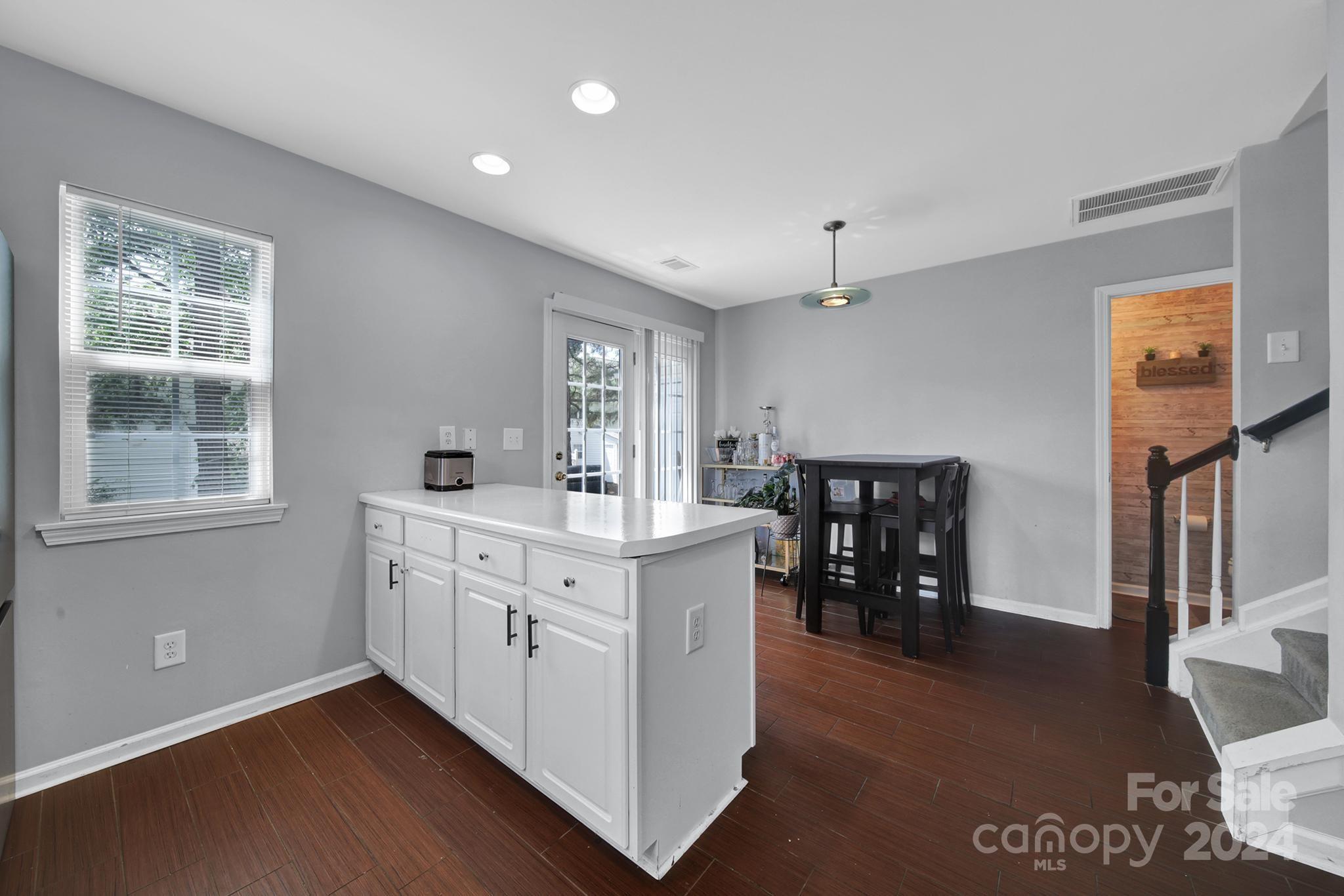 Lexington Commons - Residential