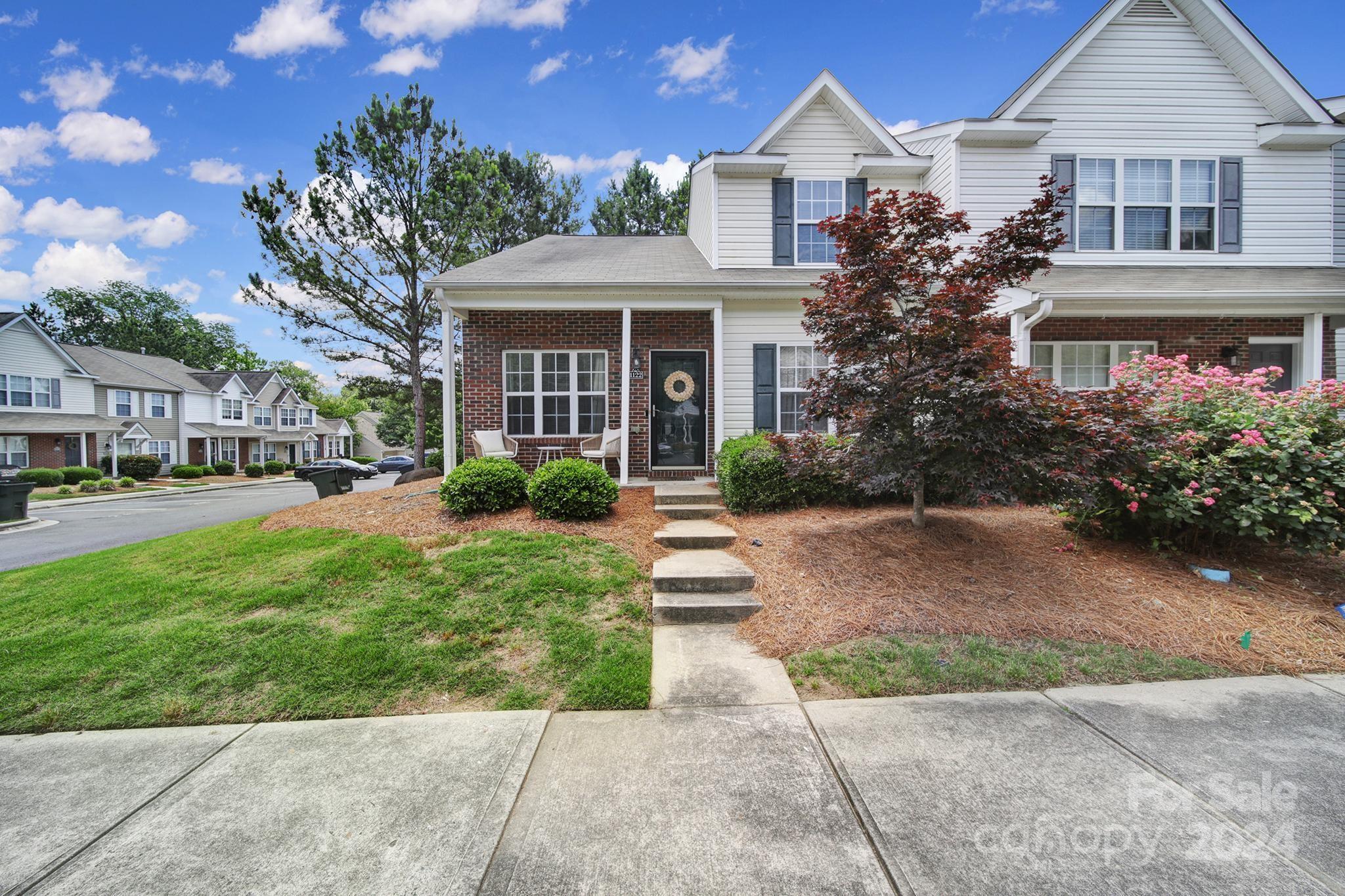 Lexington Commons - Residential