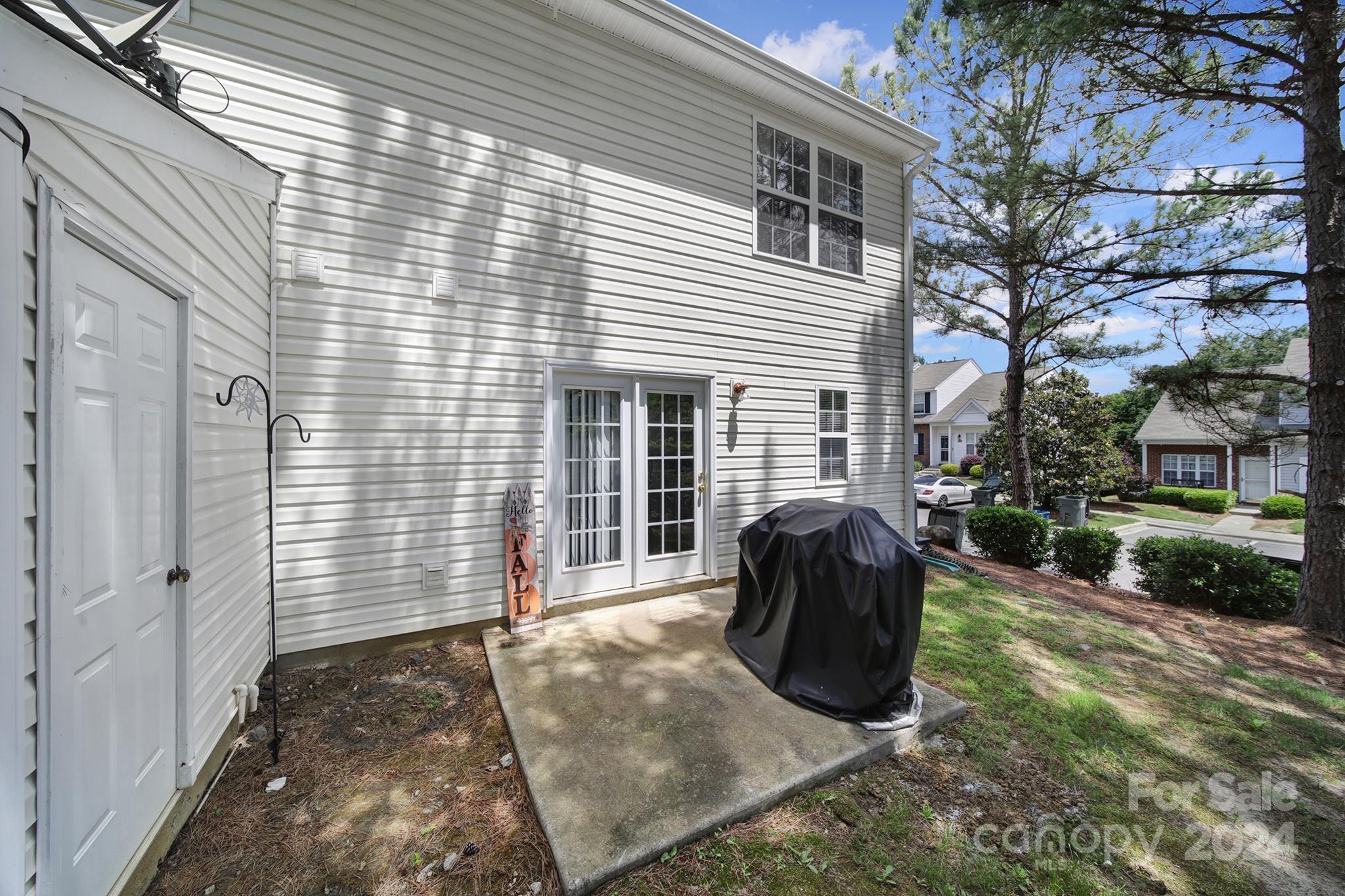 Lexington Commons - Residential