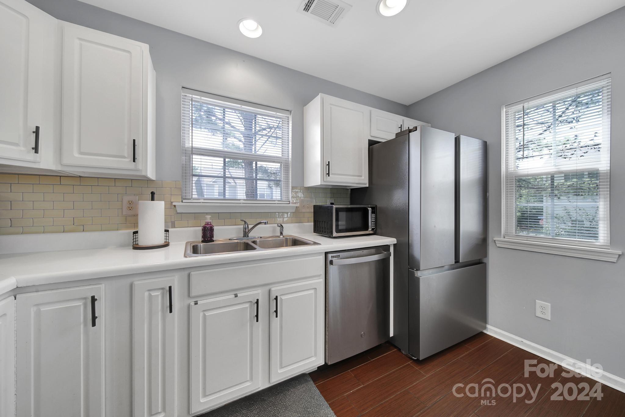 Lexington Commons - Residential