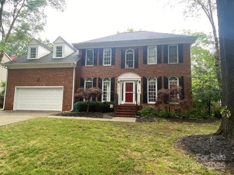 6709 Fairhope Court Charlotte NC 28277