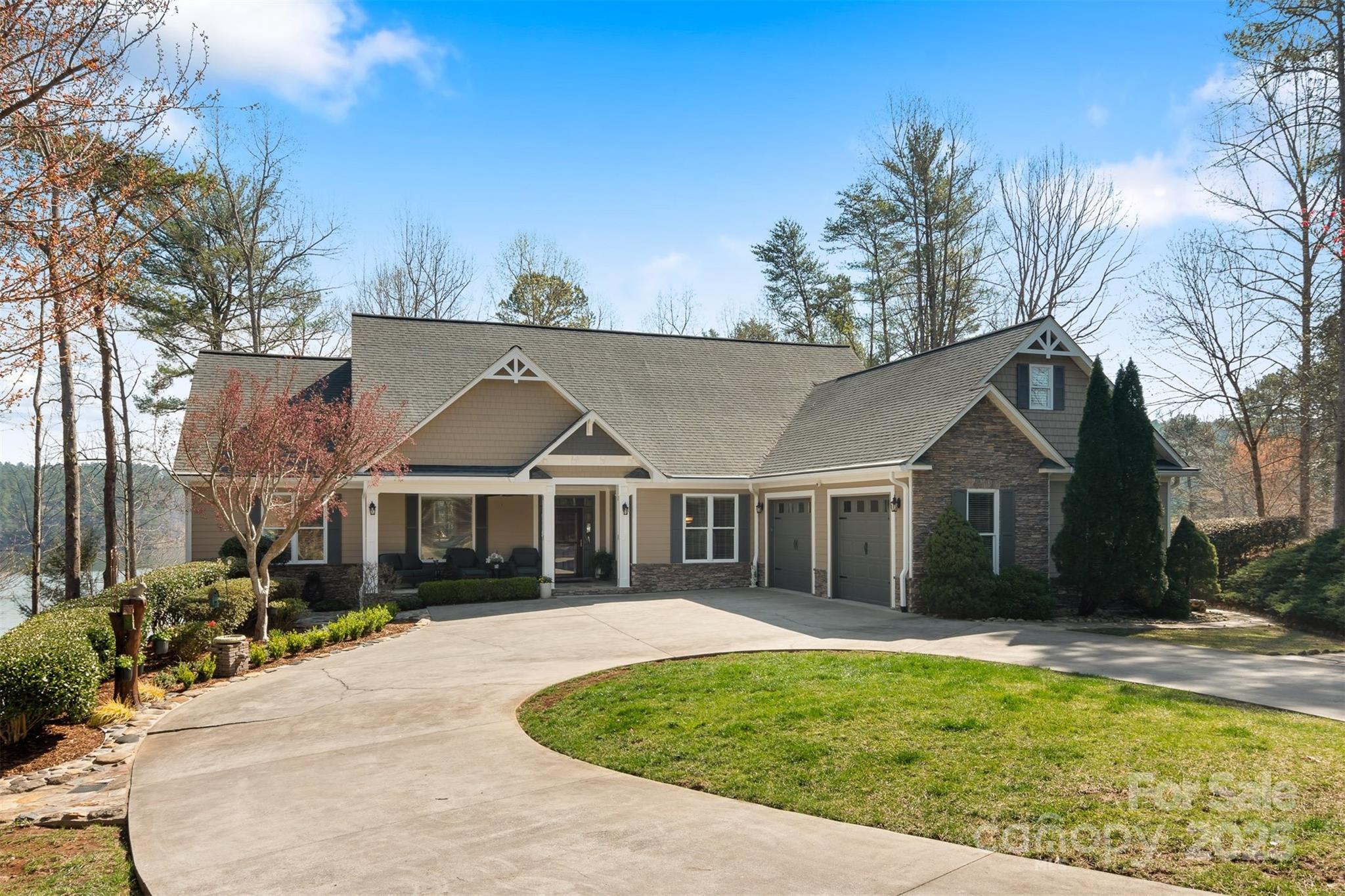 221 Ridge Top Drive