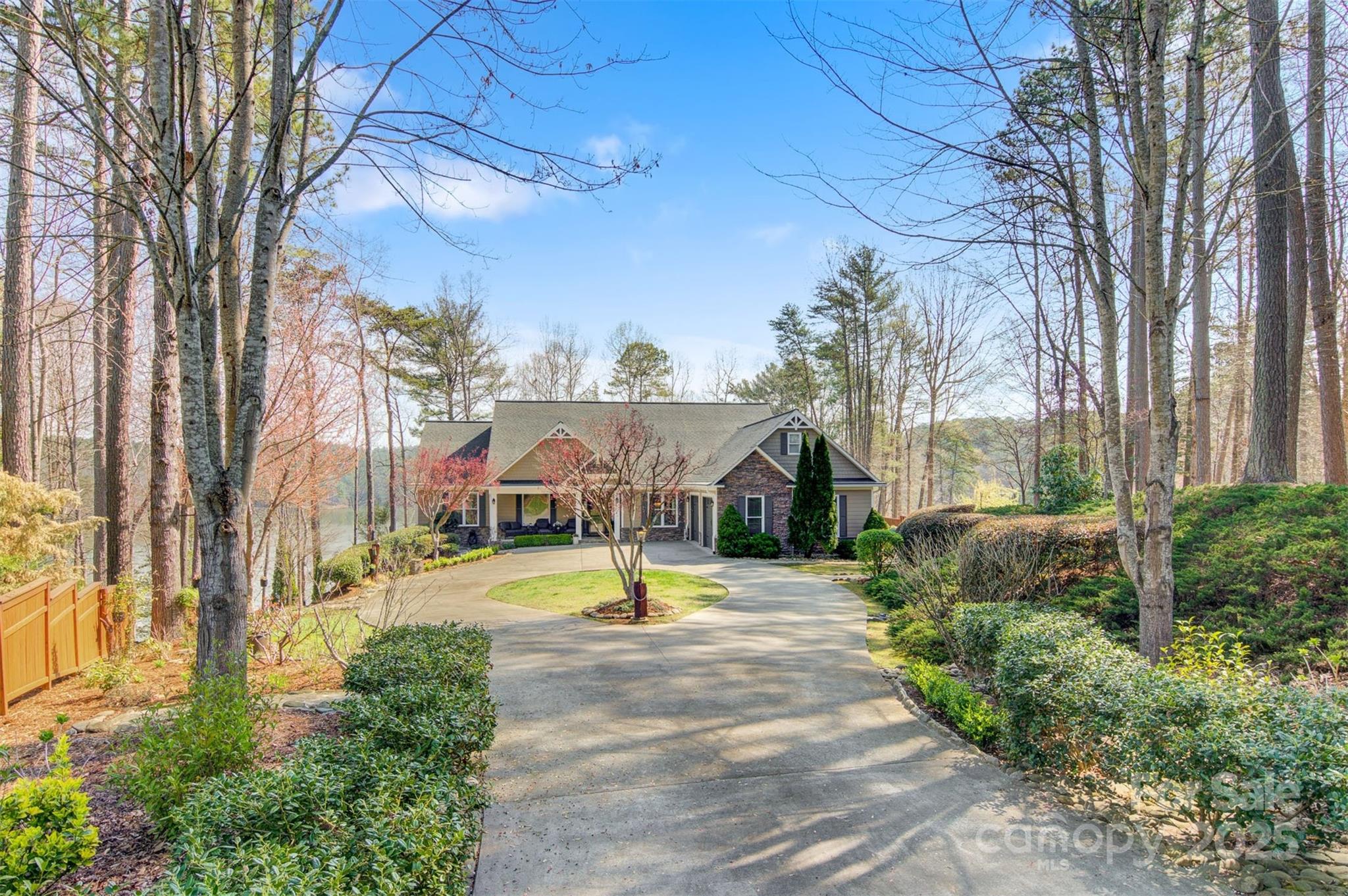 221 Ridge Top Drive
