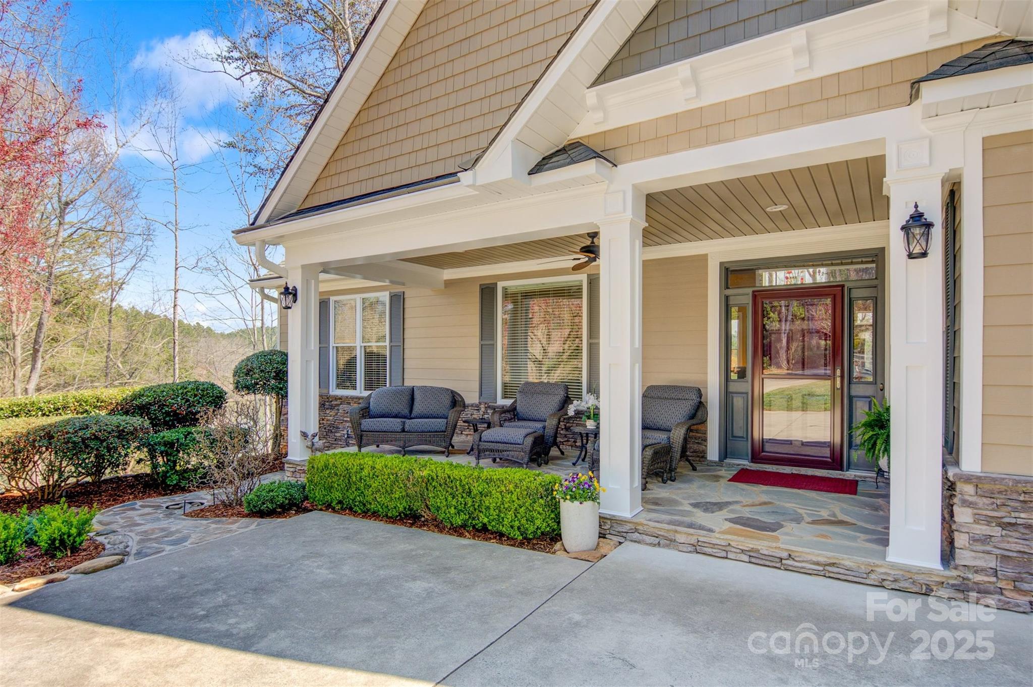 221 Ridge Top Drive