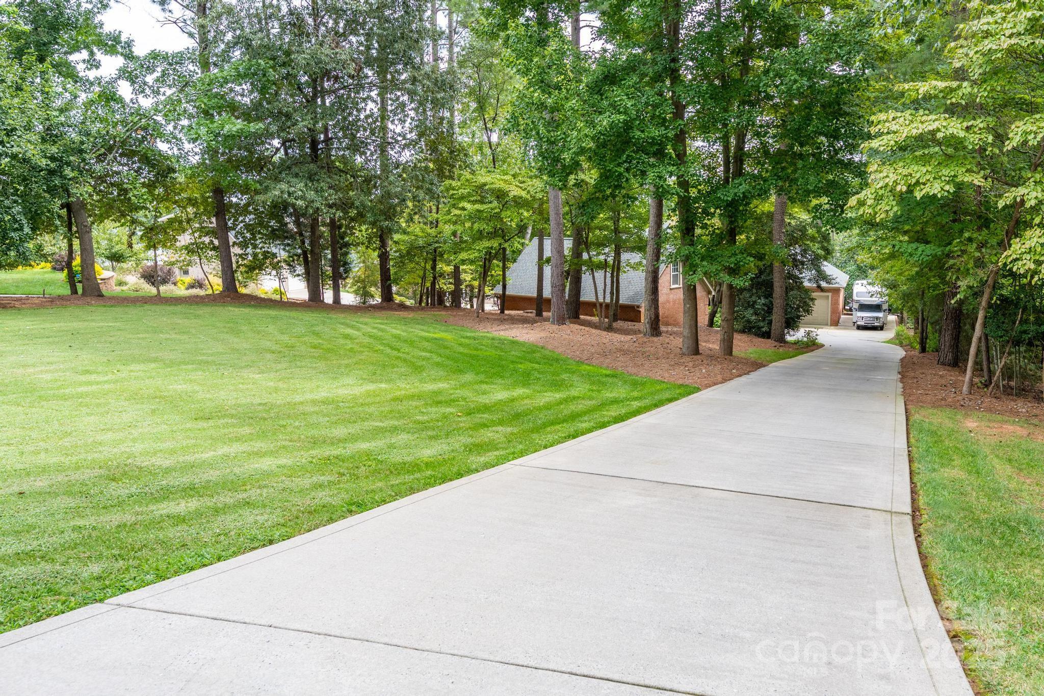 Lakepointe North - Residential