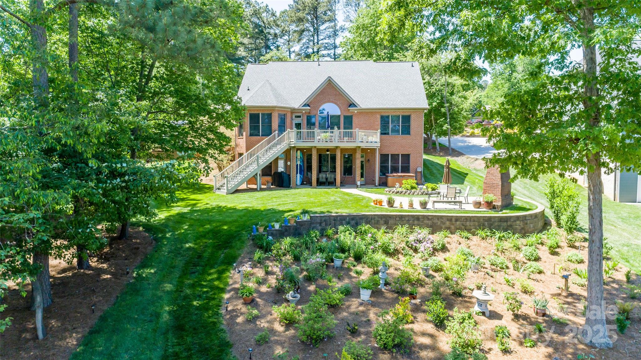 Lakepointe North - Residential