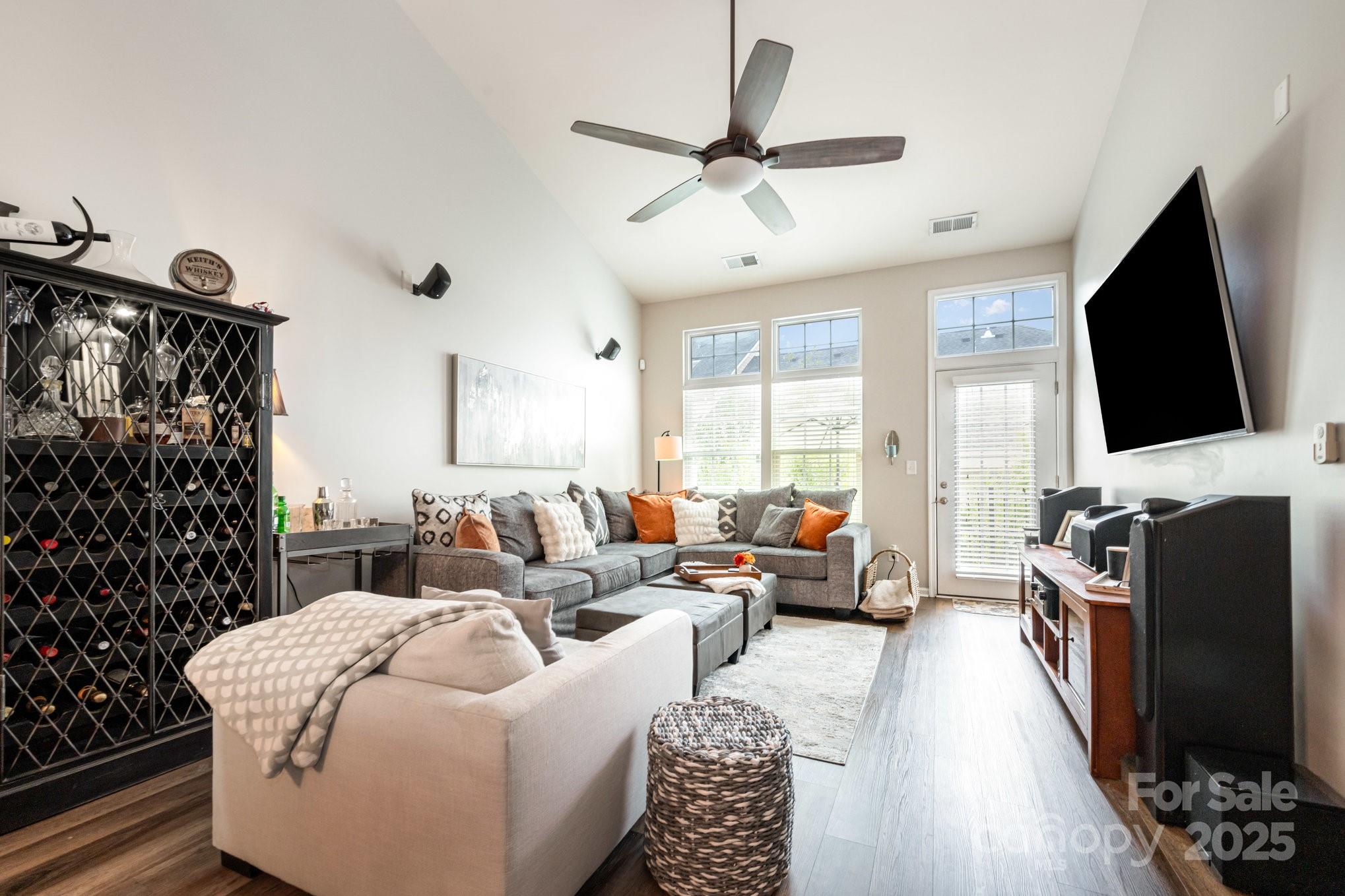 Lake Shore - Residential