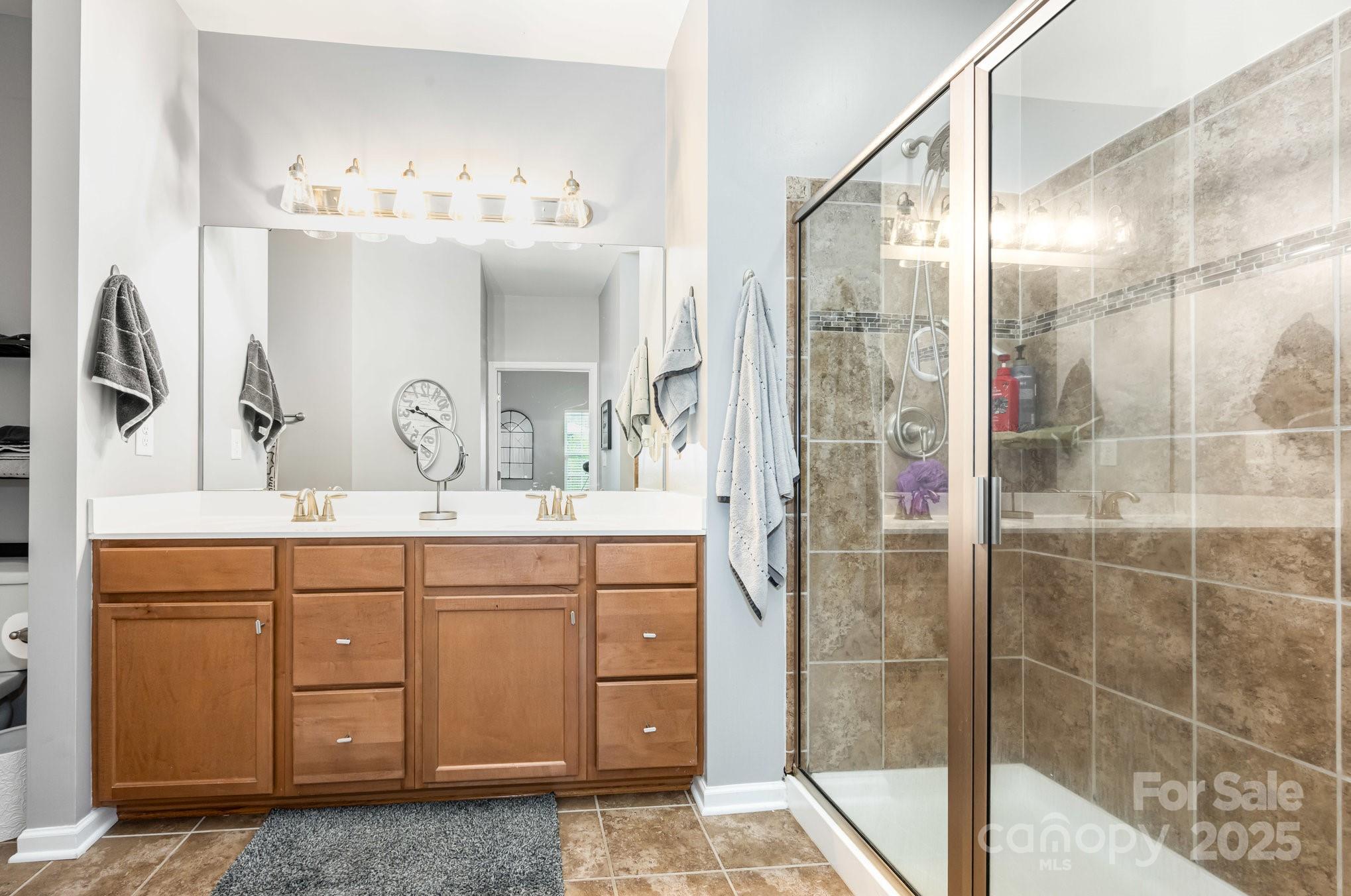 Lake Shore - Residential