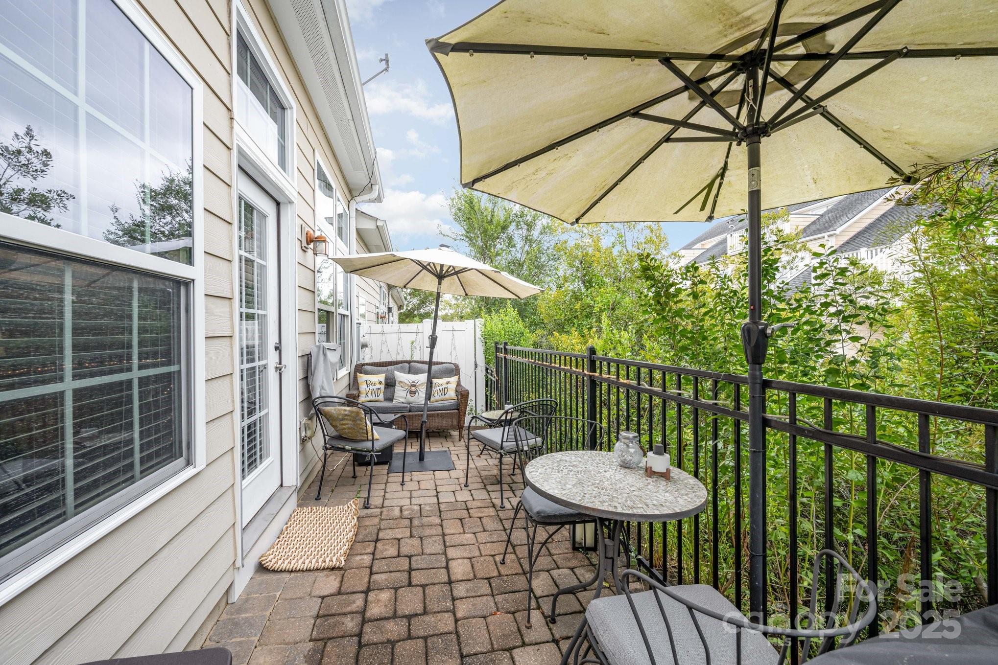 Lake Shore - Residential