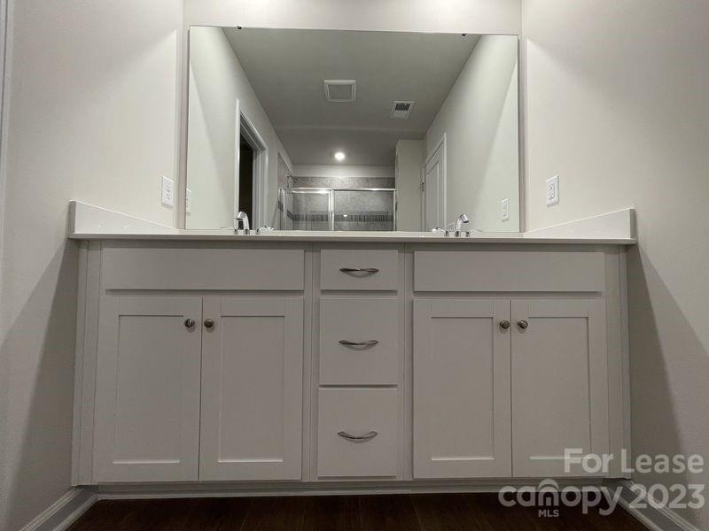 Chateau - Residential Lease