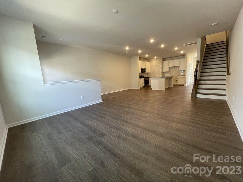 Chateau - Residential Lease