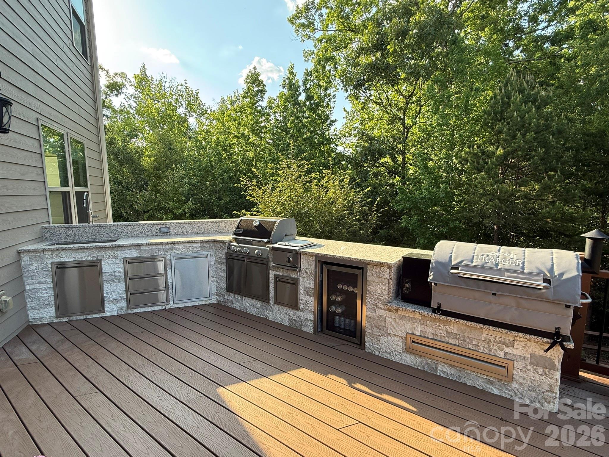 1001 Greenwich Park Drive