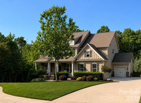 Photo of 1001 Greenwich Park Drive, Indian Trail, NC 28079 (MLS # 4383597)