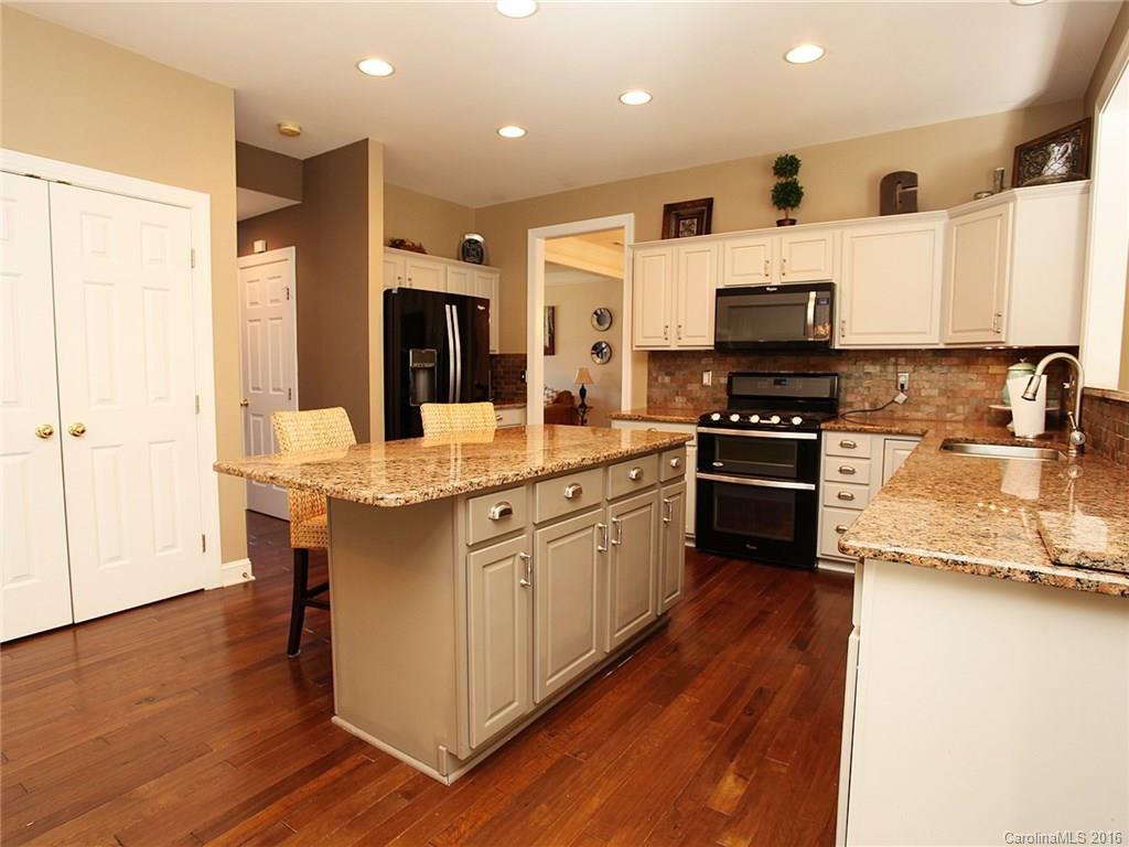 Sunset Point - Residential