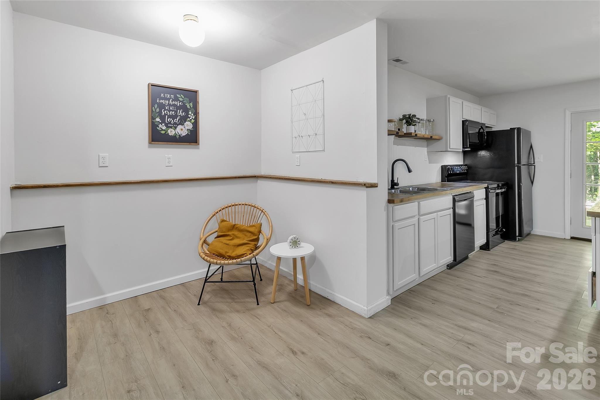 SPENCER WOODS - Residential
