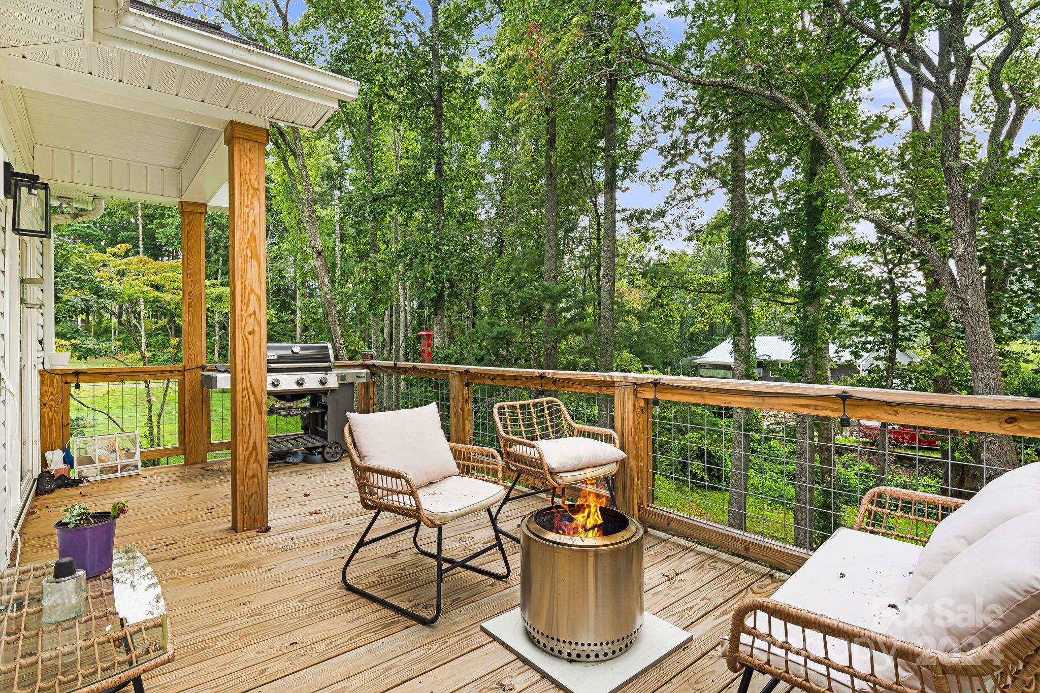 Majestic Oaks of Fairview - Residential