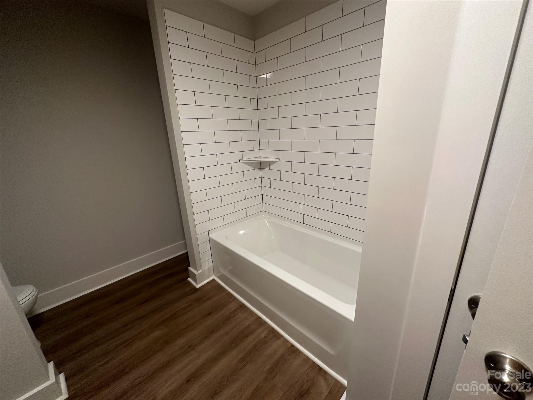 Sanders Landing - Residential