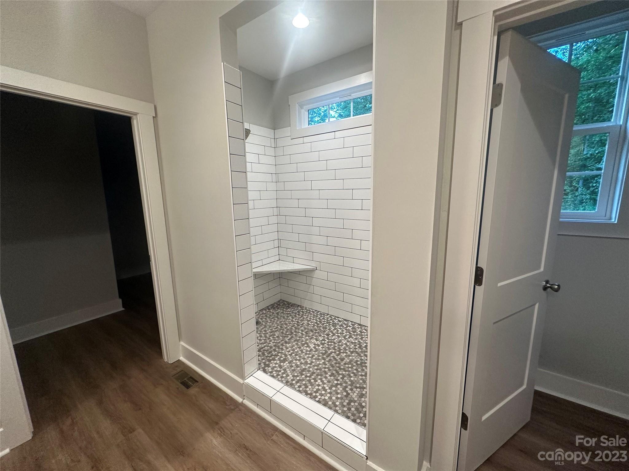 Sanders Landing - Residential