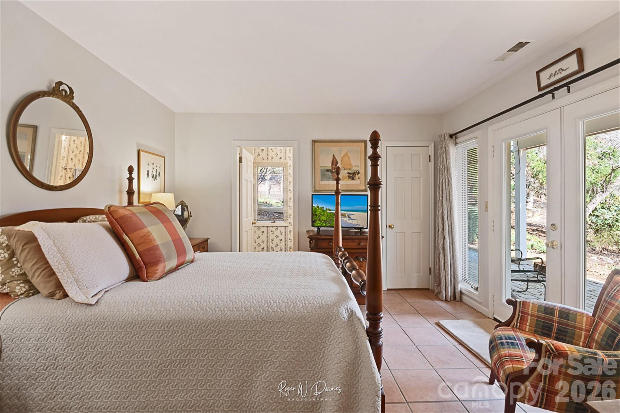 Red Fox - Residential