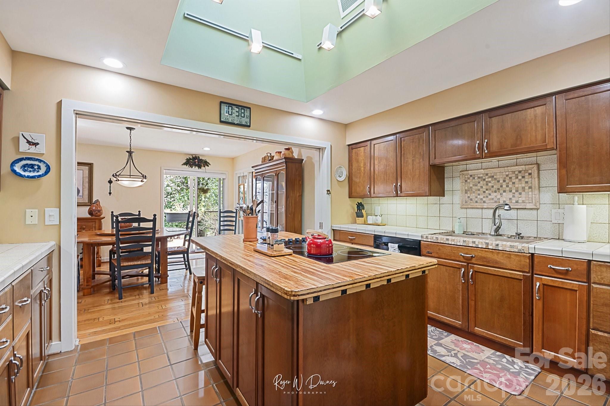 Red Fox - Residential