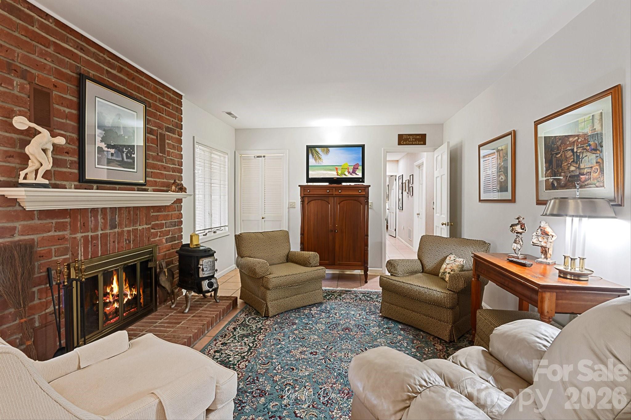 Red Fox - Residential