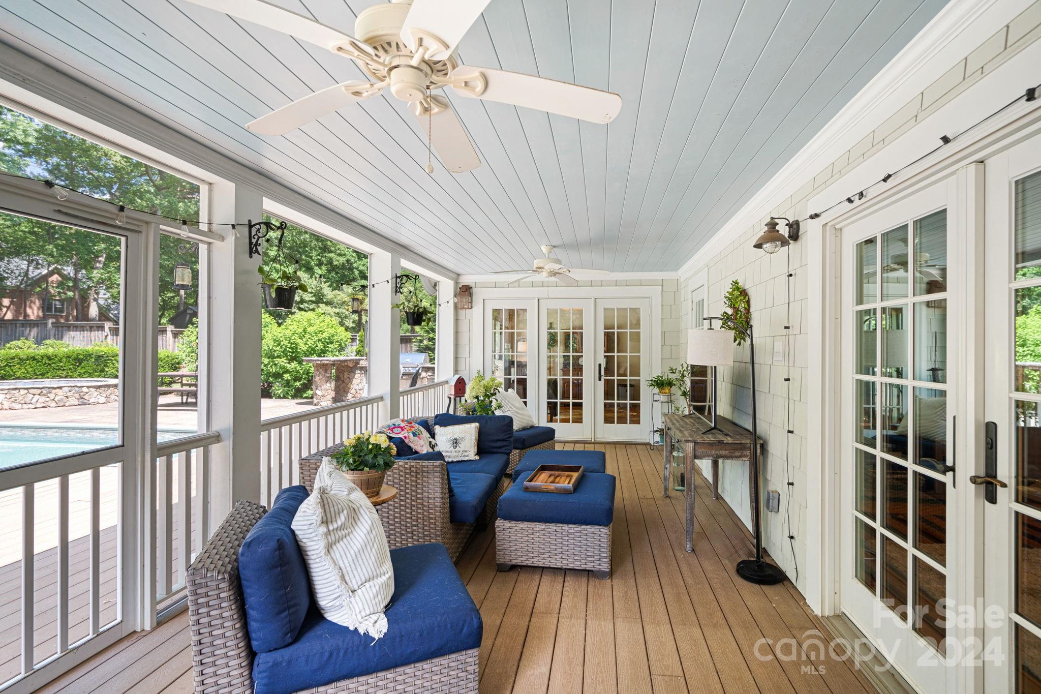 Diane Shores - Residential