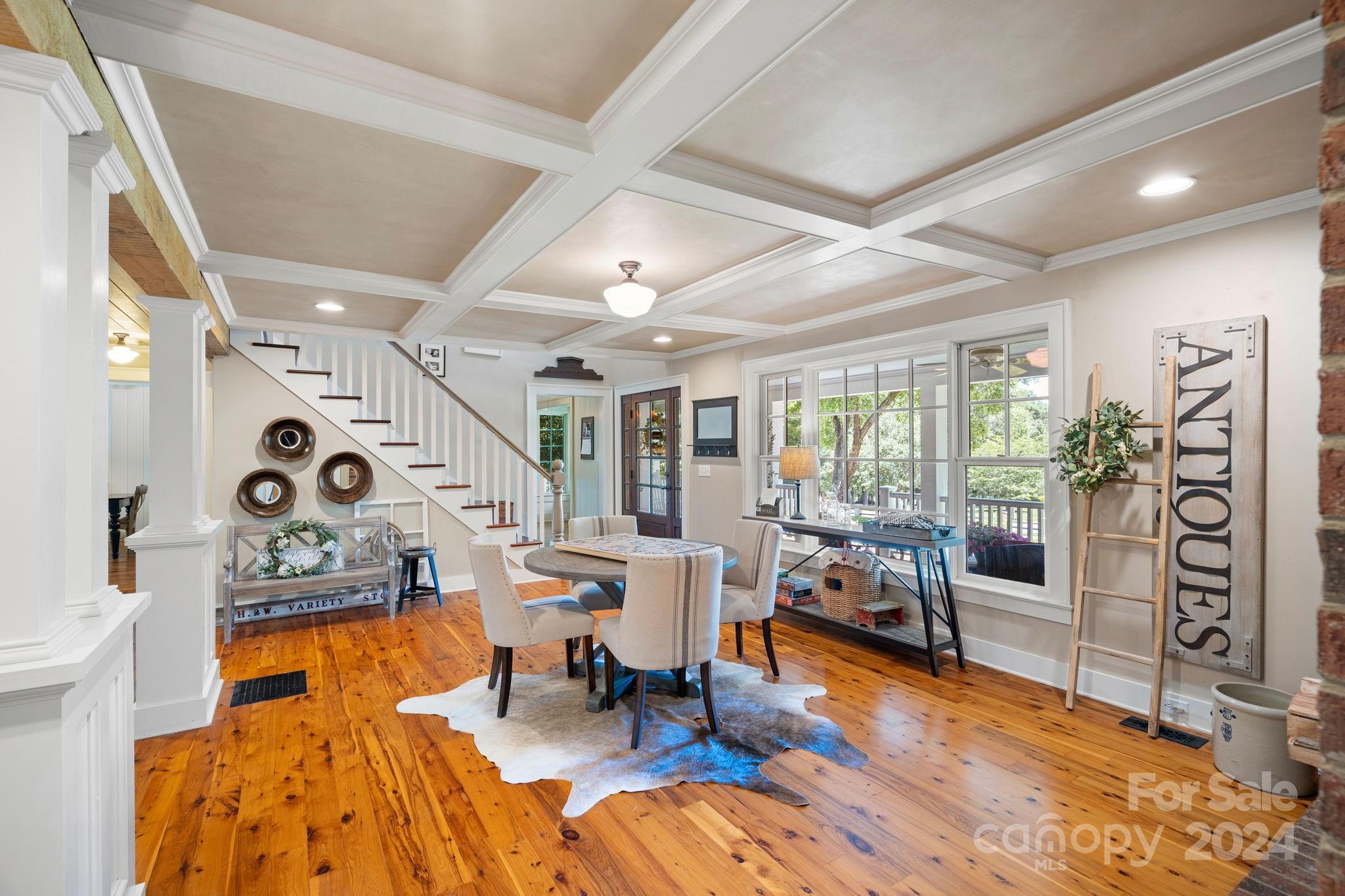 Diane Shores - Residential