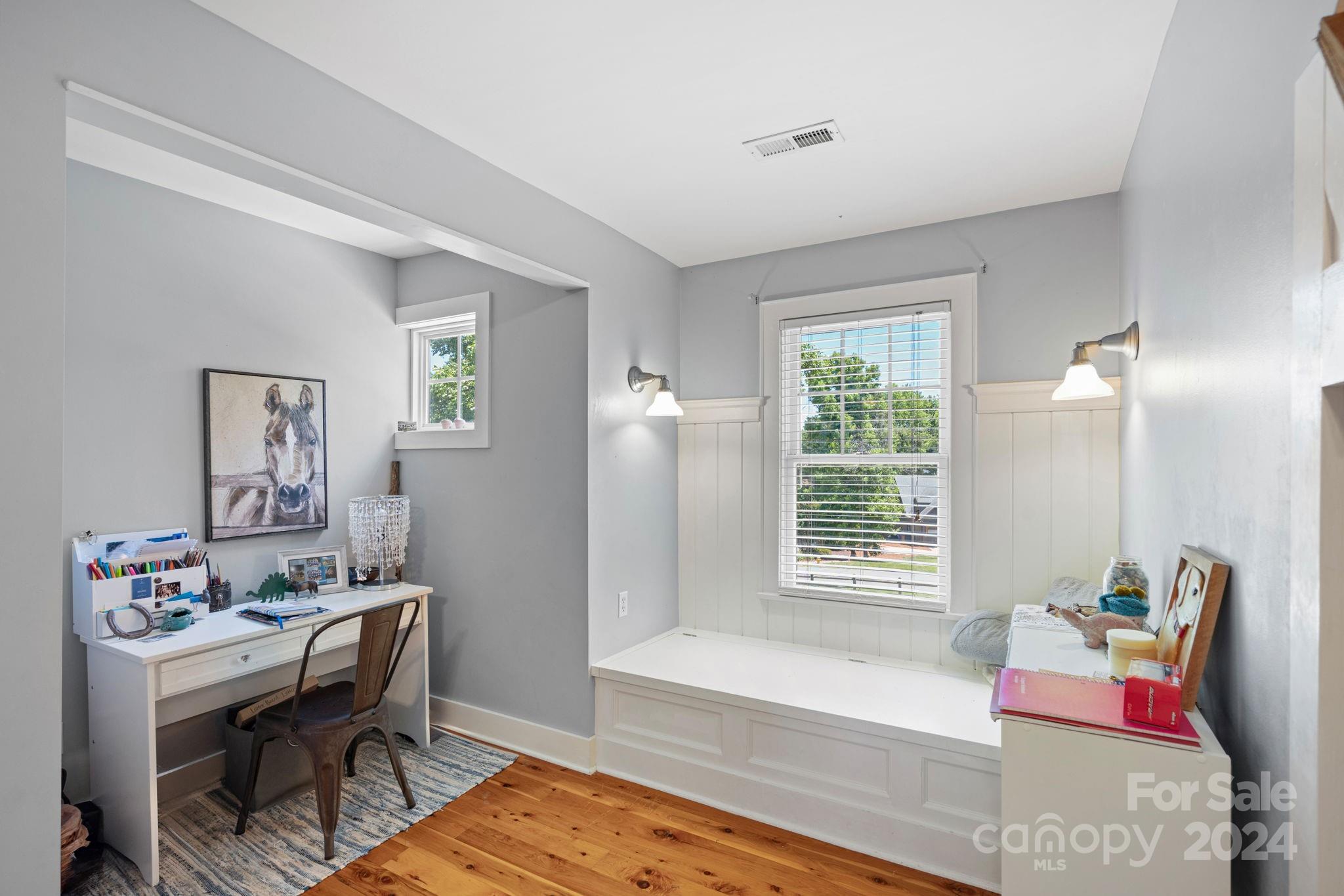 Diane Shores - Residential