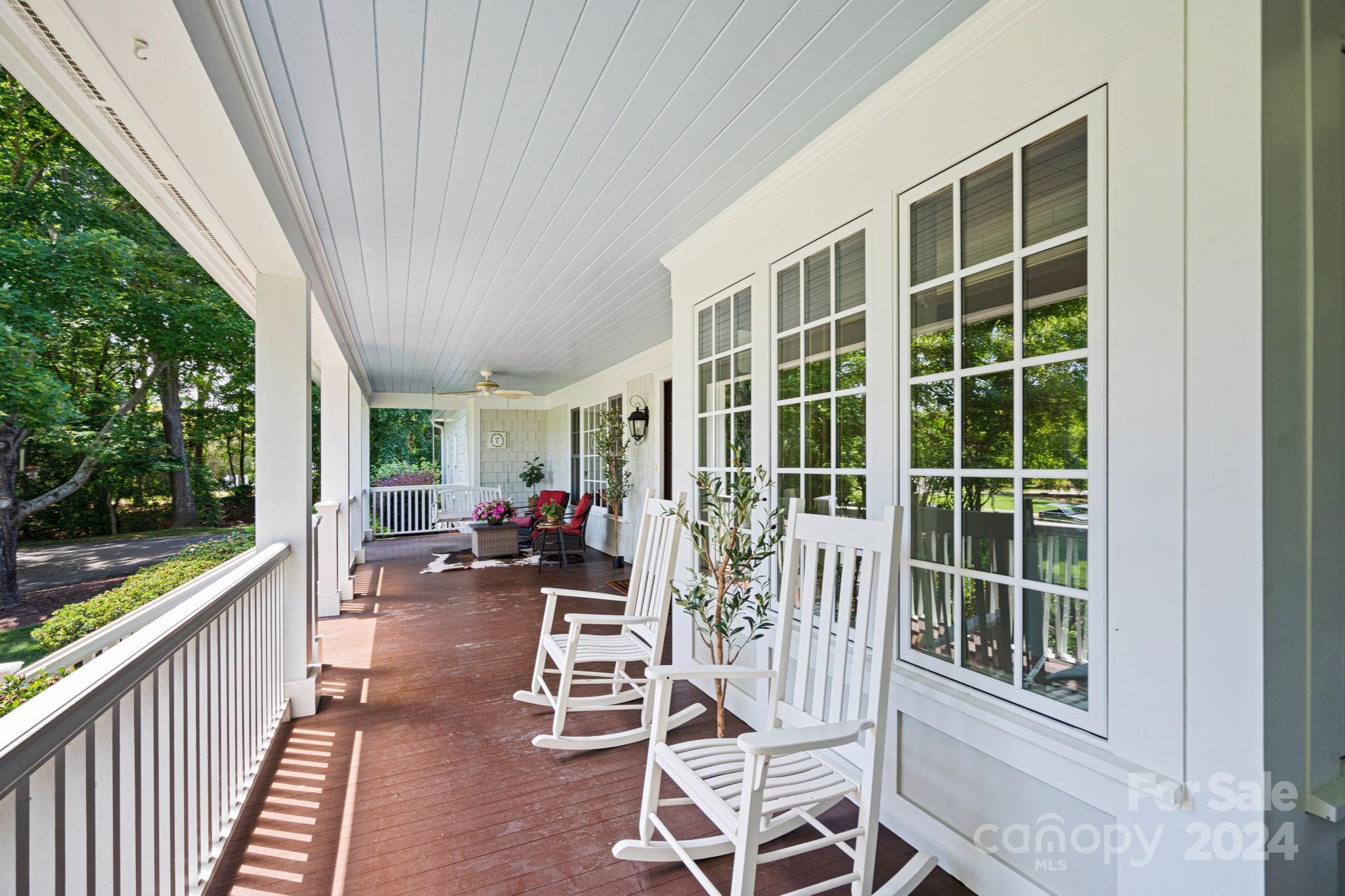 Diane Shores - Residential