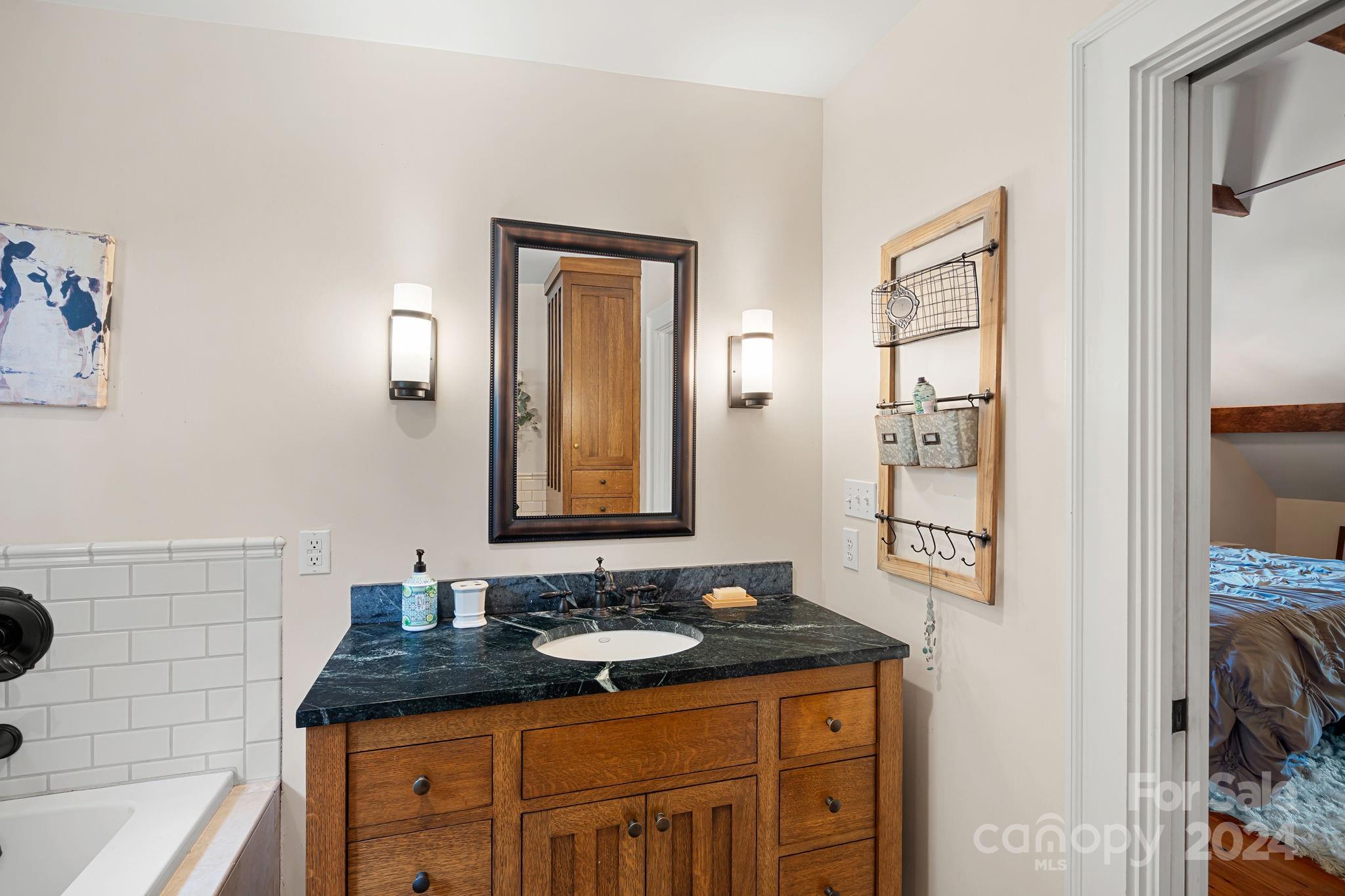 Diane Shores - Residential