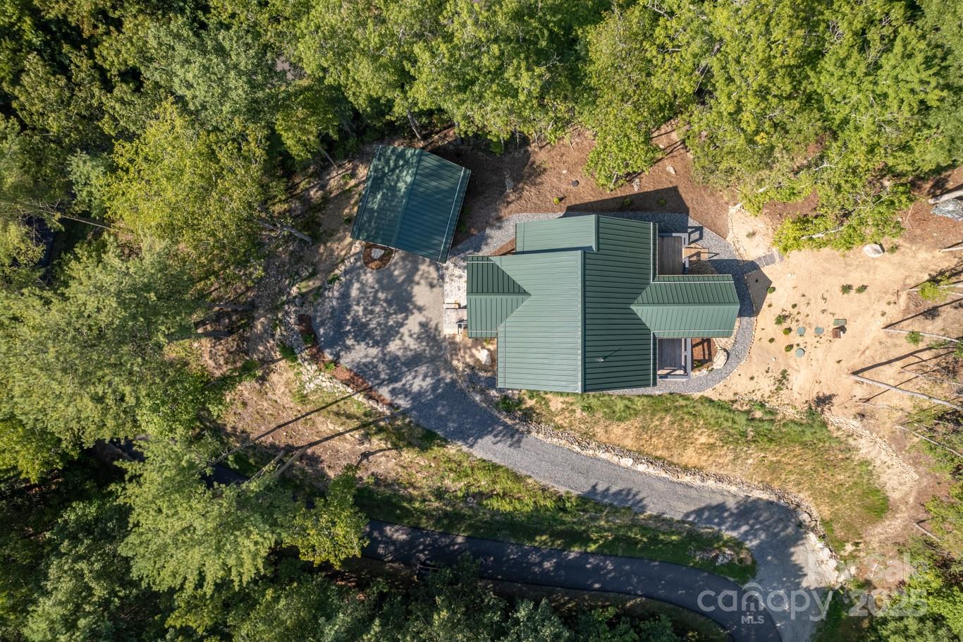401 Moonbeam Crossing