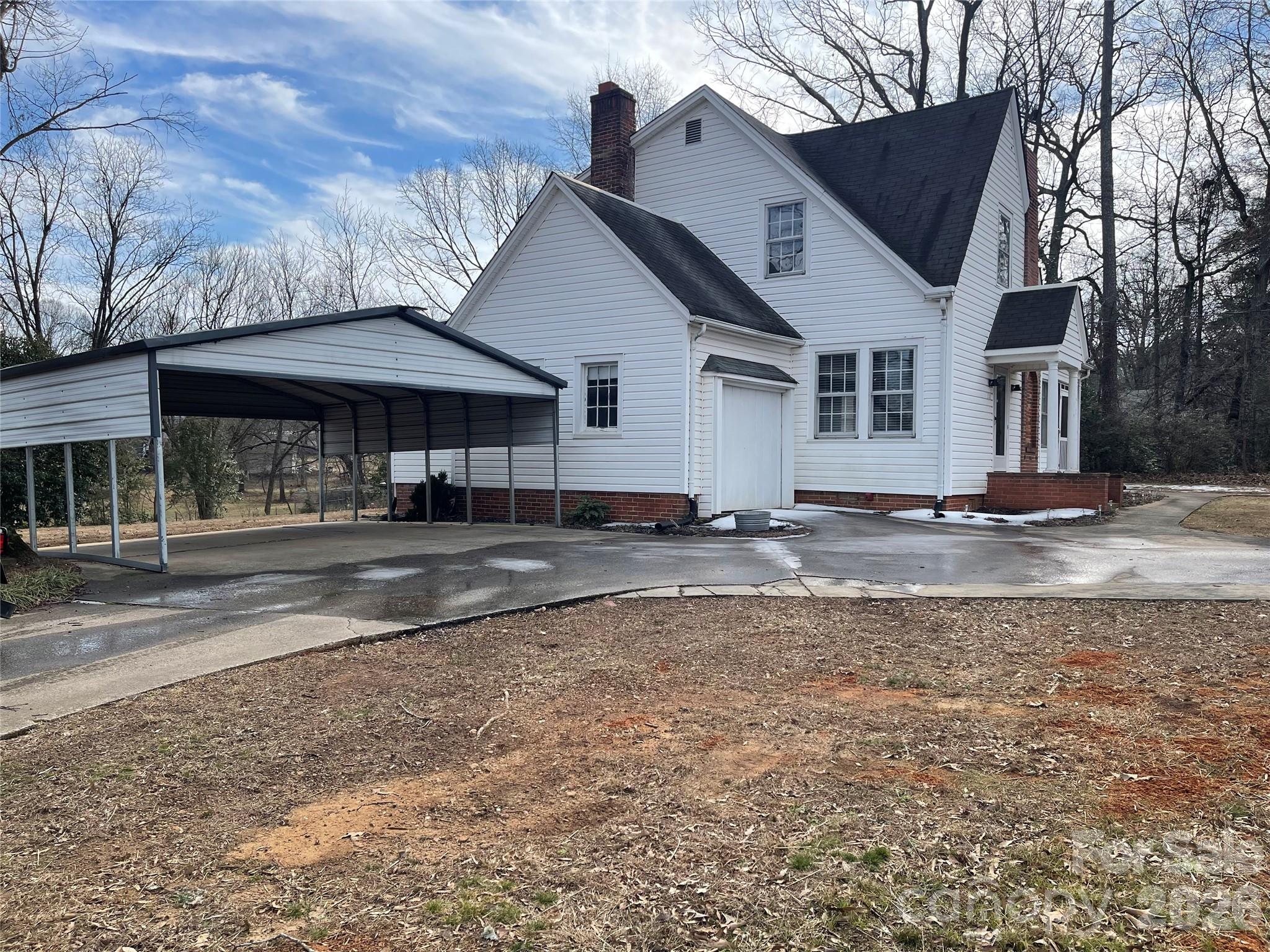 110 N Academy Street