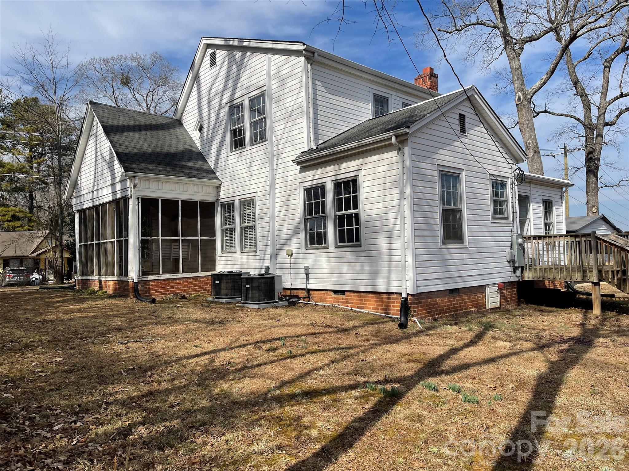 110 N Academy Street